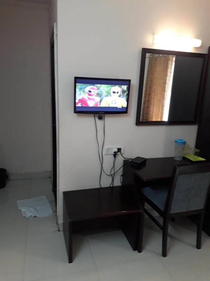Seaqueen Residency Hotel เชนไน ภายนอก รูปภาพ