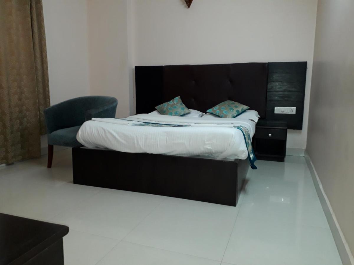 Seaqueen Residency Hotel เชนไน ภายนอก รูปภาพ
